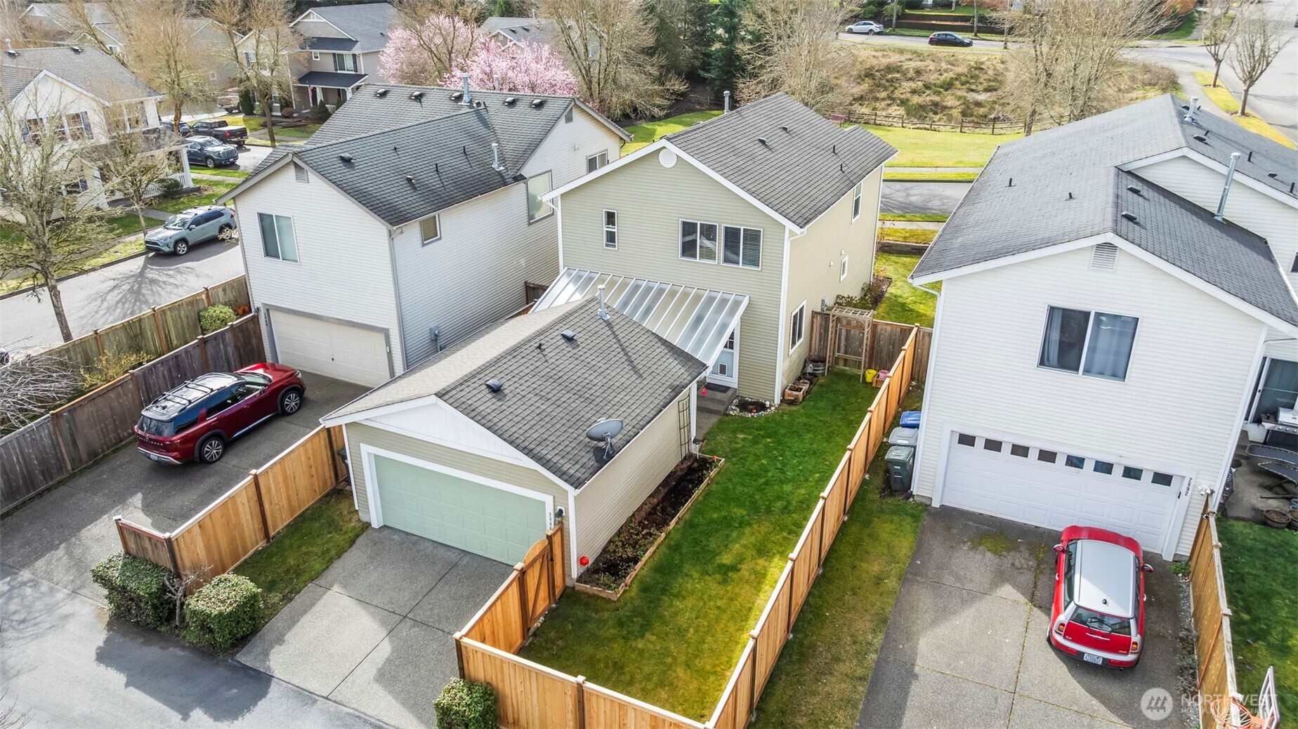 2886 Hannen Street , Dupont, WA 98327