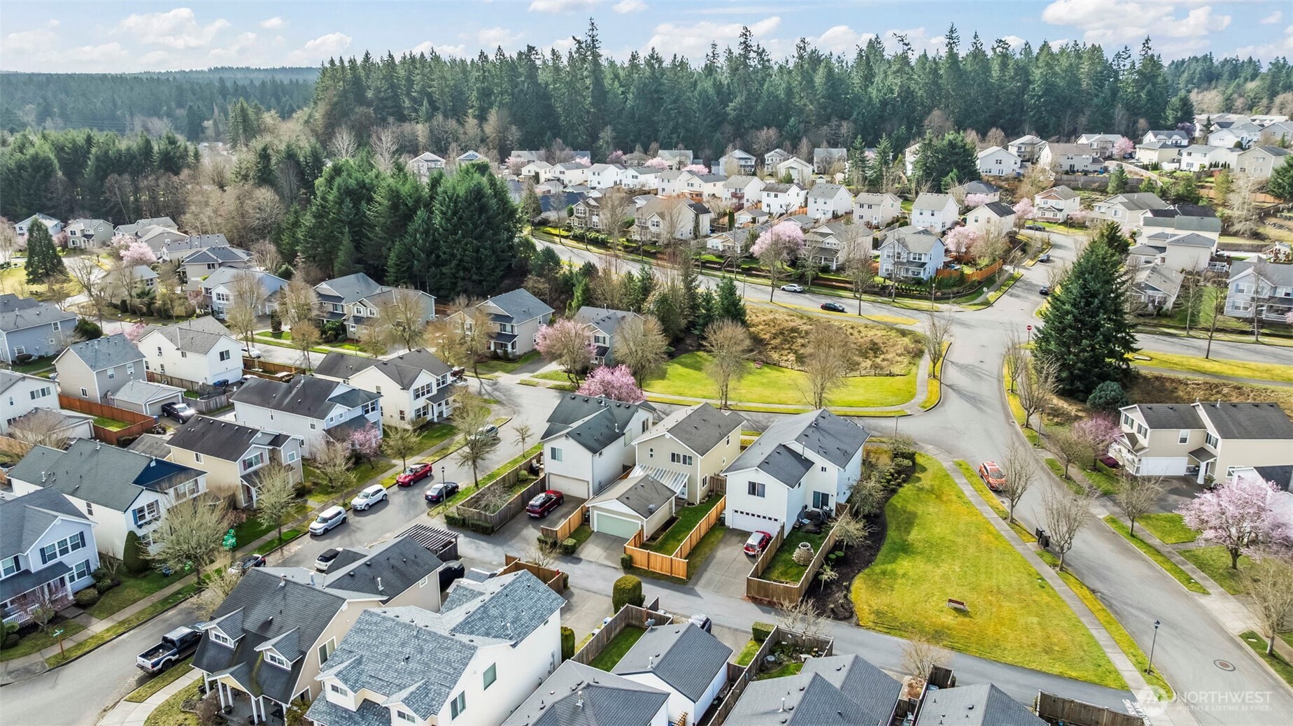 2886 Hannen Street , Dupont, WA 98327