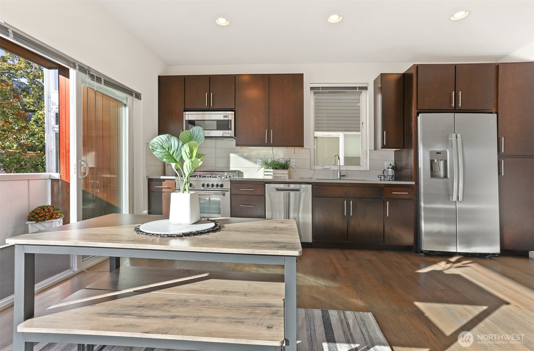 2426 B NW 64th , Seattle, WA 98107