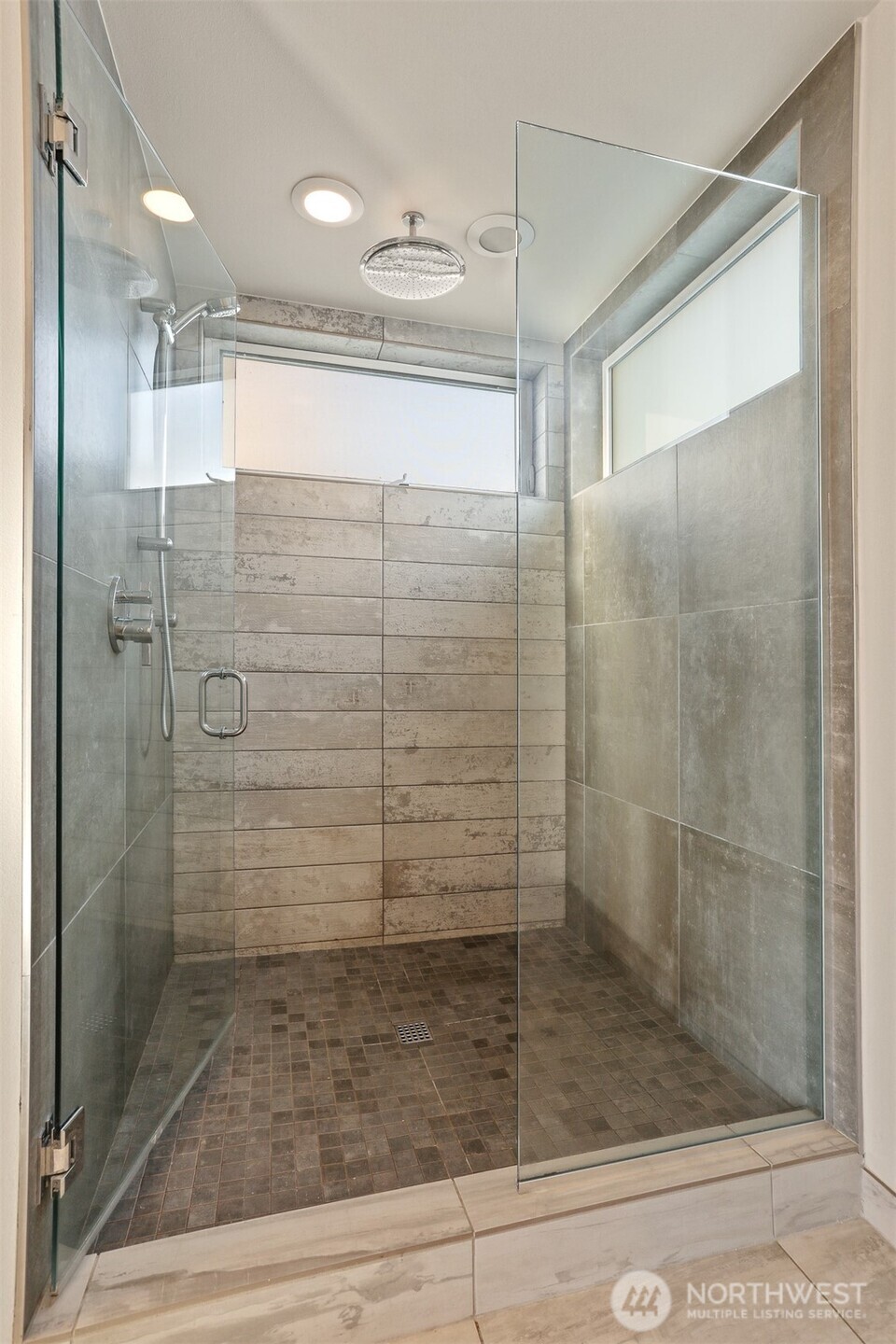 2426 B NW 64th , Seattle, WA 98107