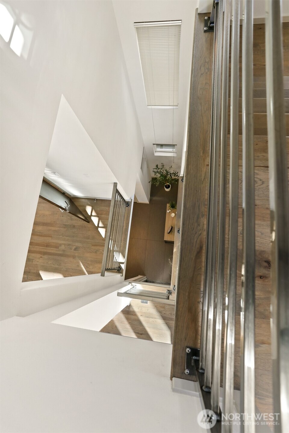 2426 B NW 64th , Seattle, WA 98107