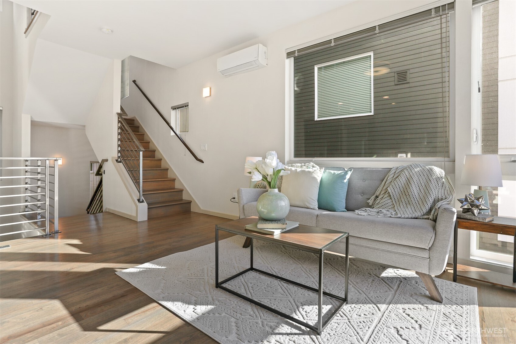 2426 B NW 64th , Seattle, WA 98107