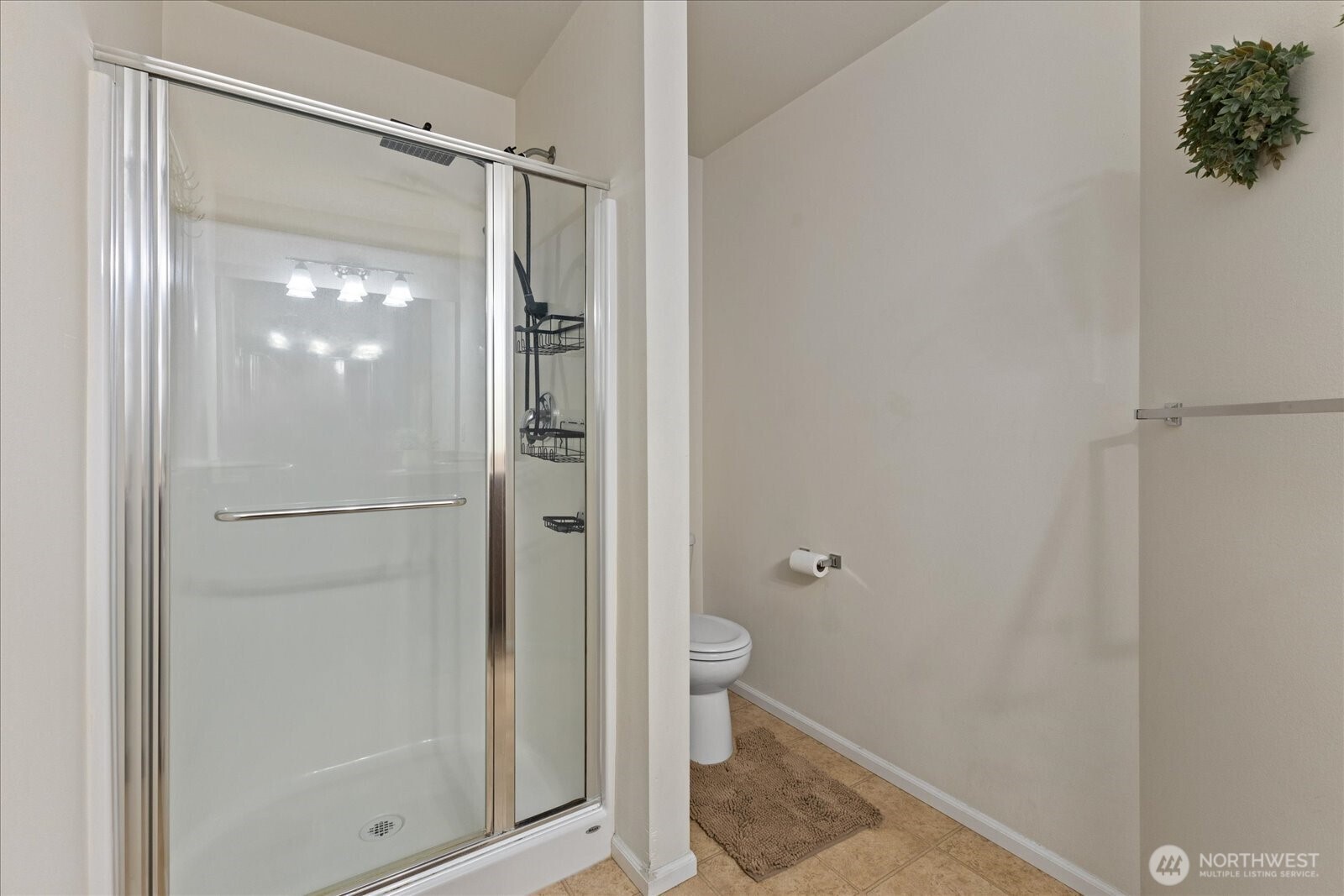 4405 E Roosevelt Avenue , Tacoma, WA 98404