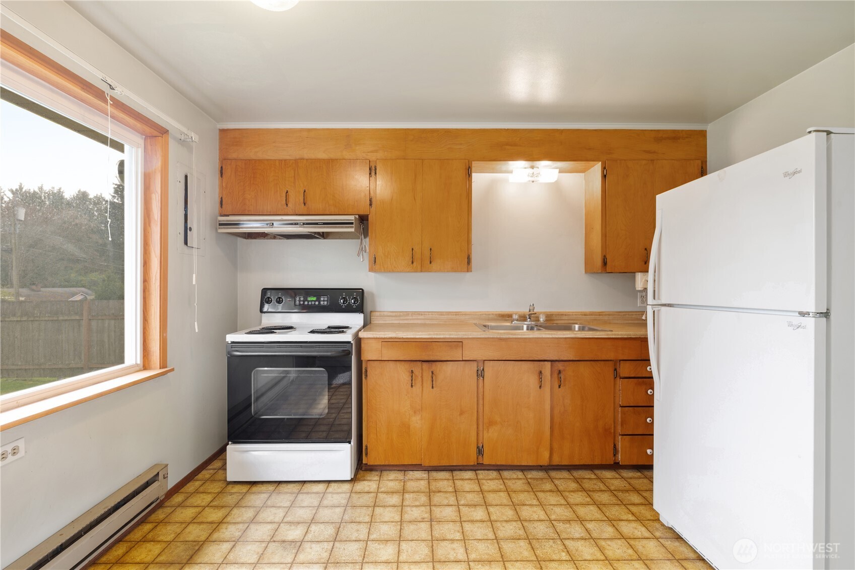 20322 22nd Avenue NE, Shoreline, WA 98155