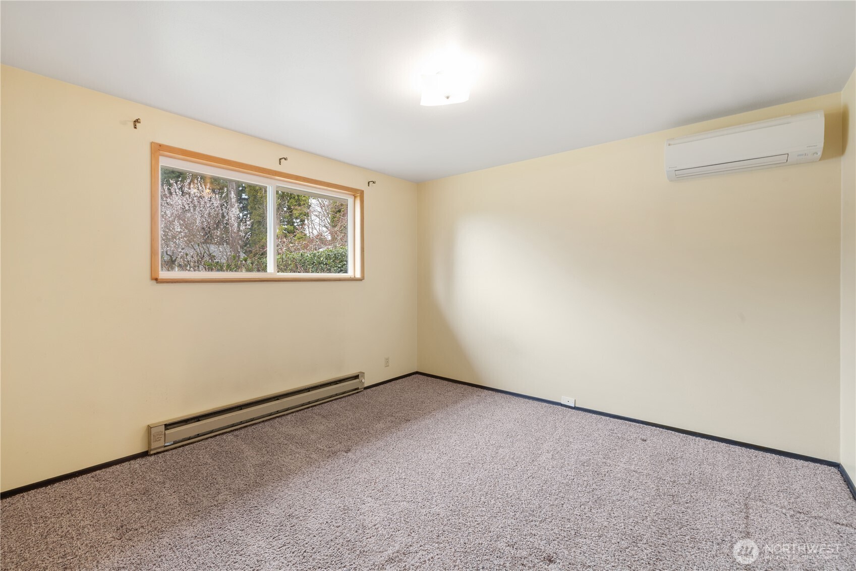 20322 22nd Avenue NE, Shoreline, WA 98155