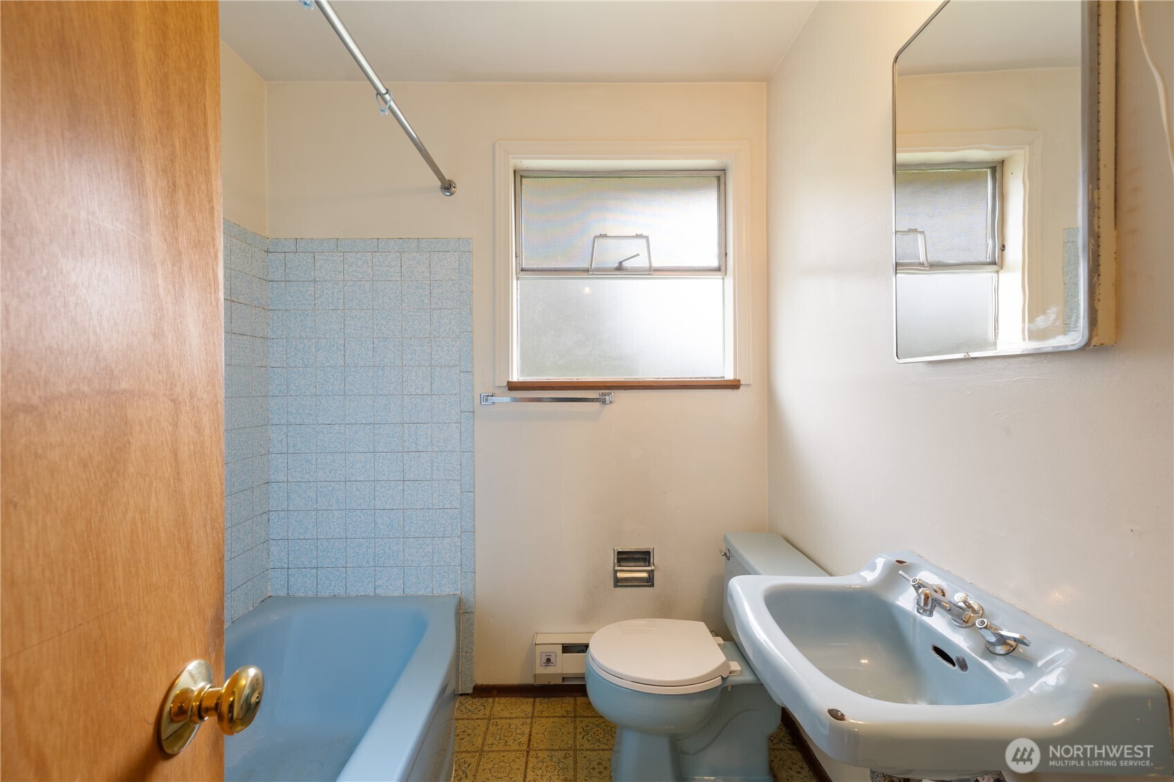 20322 22nd Avenue NE, Shoreline, WA 98155