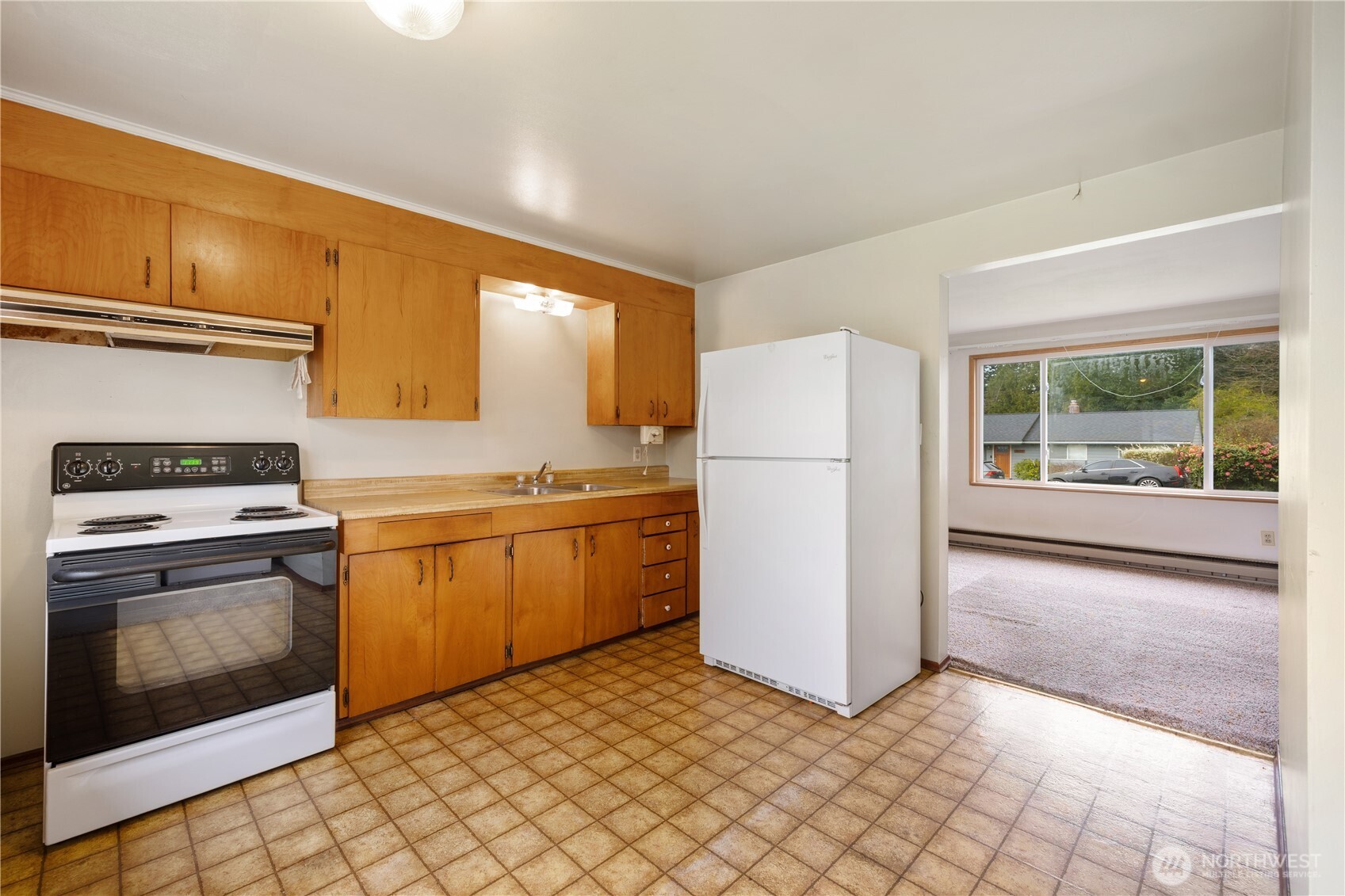 20322 22nd Avenue NE, Shoreline, WA 98155