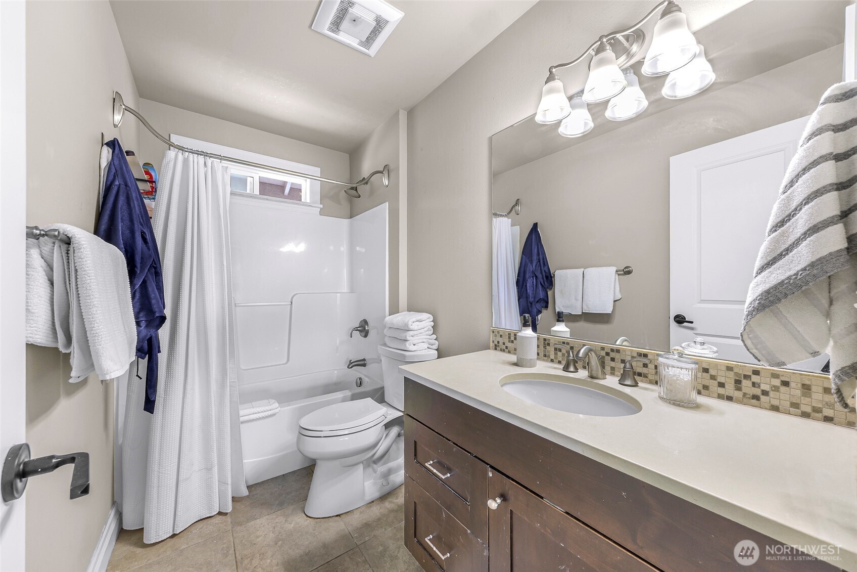 1301 Broad Street , Bellingham, WA 98229