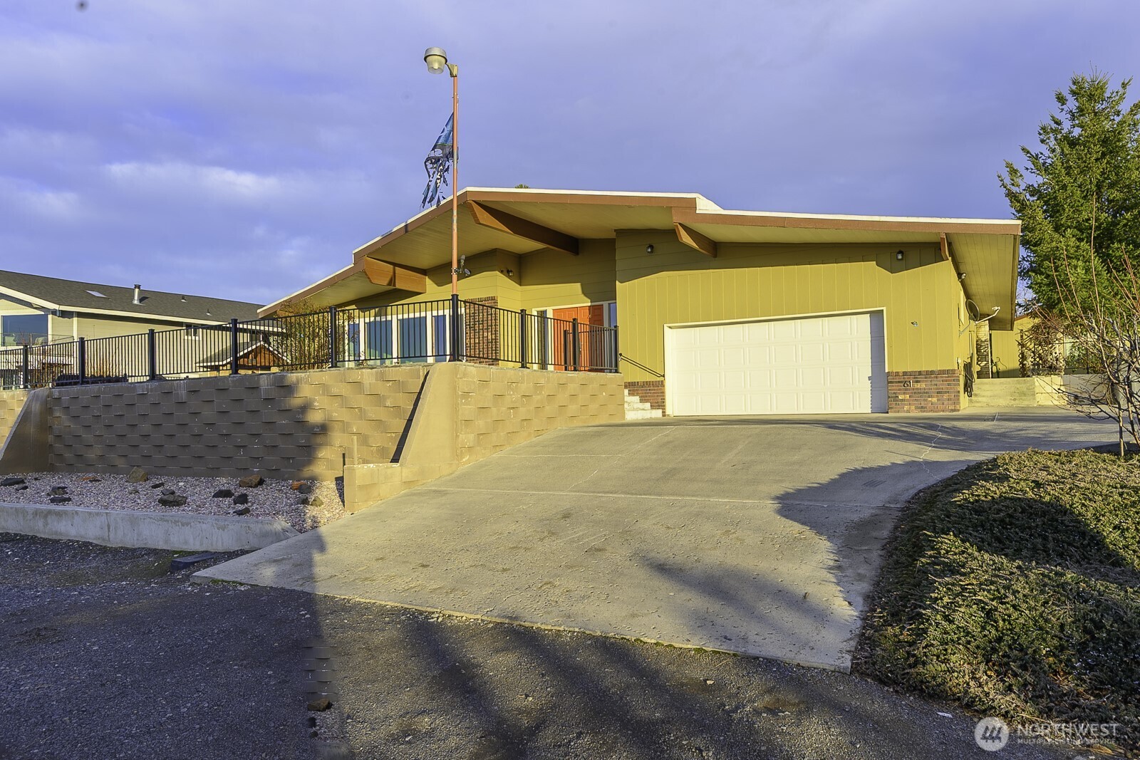 61 NE Pelican Place , Moses Lake, WA 98837