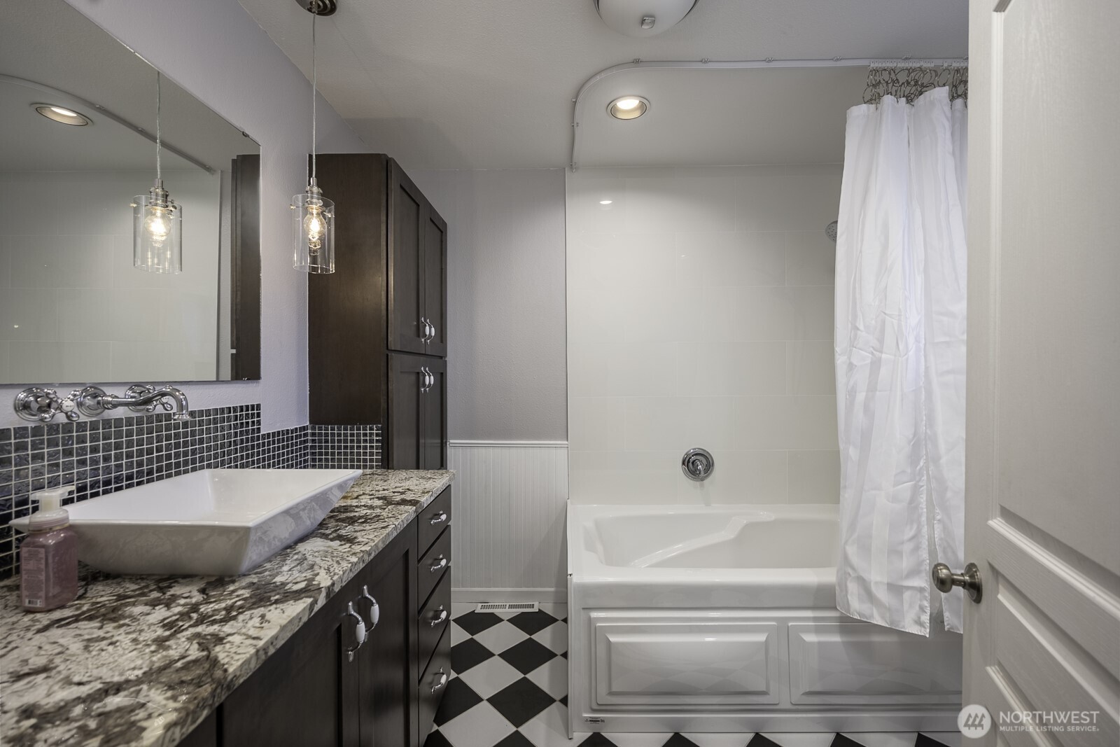 61 NE Pelican Place , Moses Lake, WA 98837