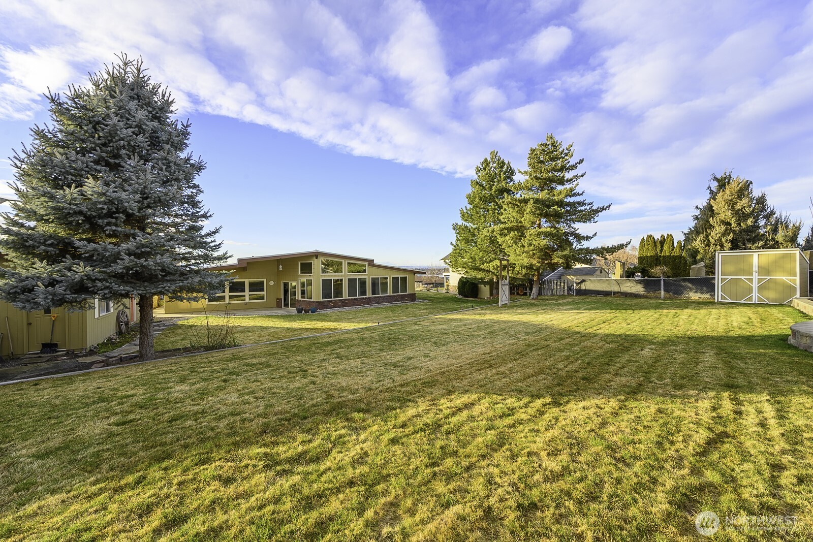 61 NE Pelican Place , Moses Lake, WA 98837