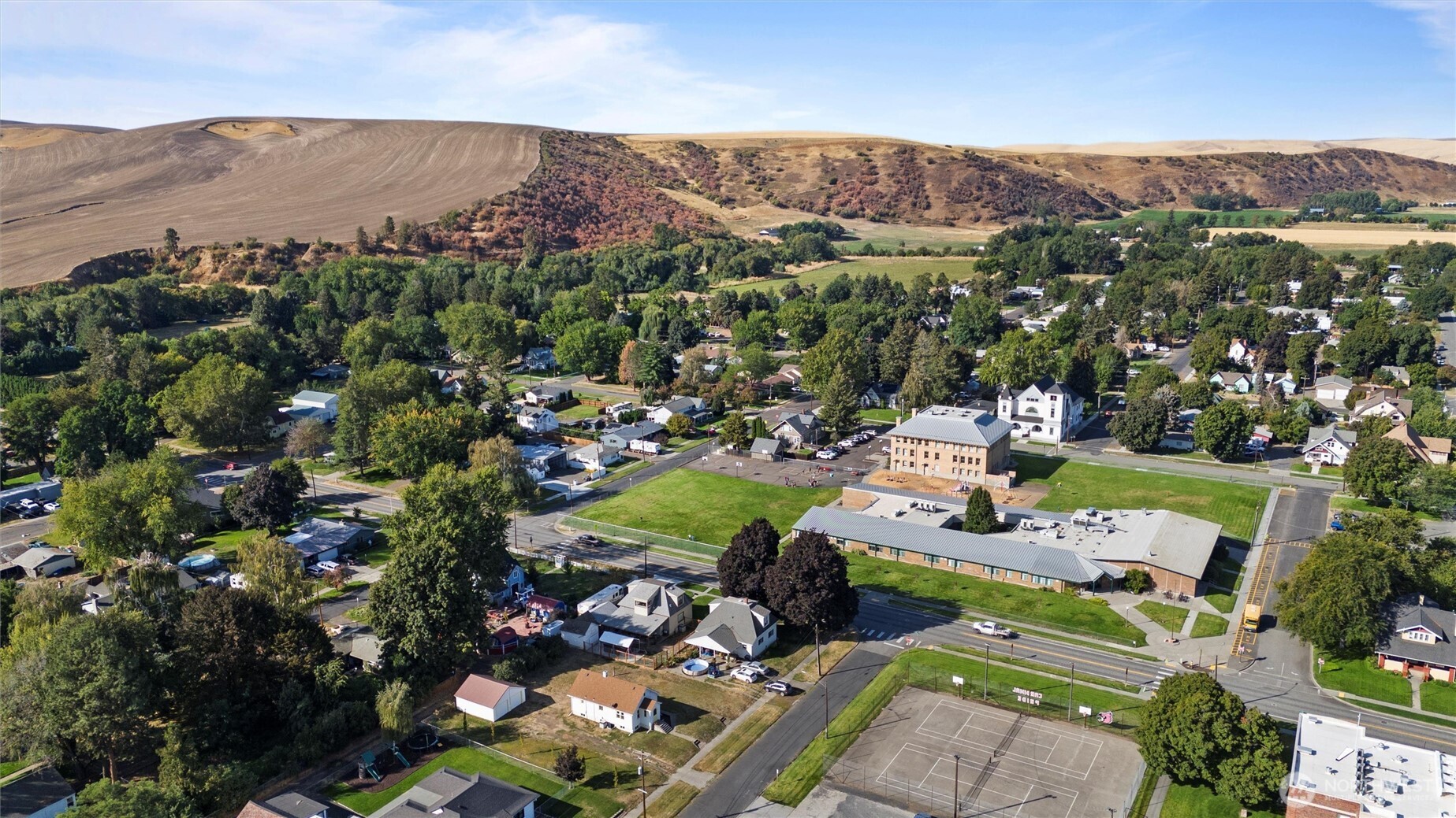 212 E Sixth , Waitsburg, WA 99361