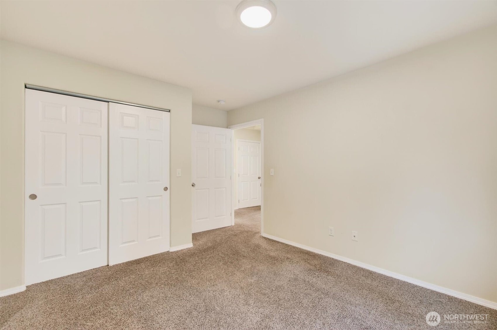 2926 37th Avenue , Longview, WA 98632