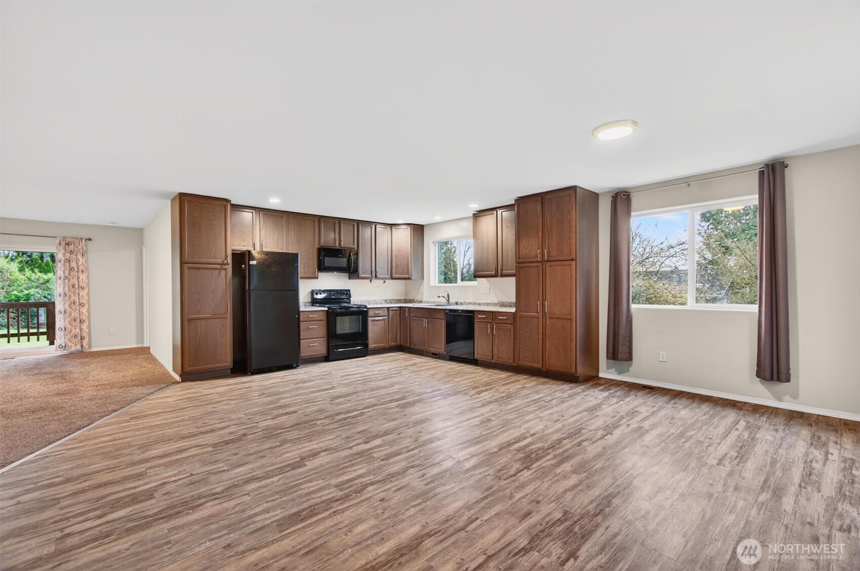 2926 37th Avenue , Longview, WA 98632