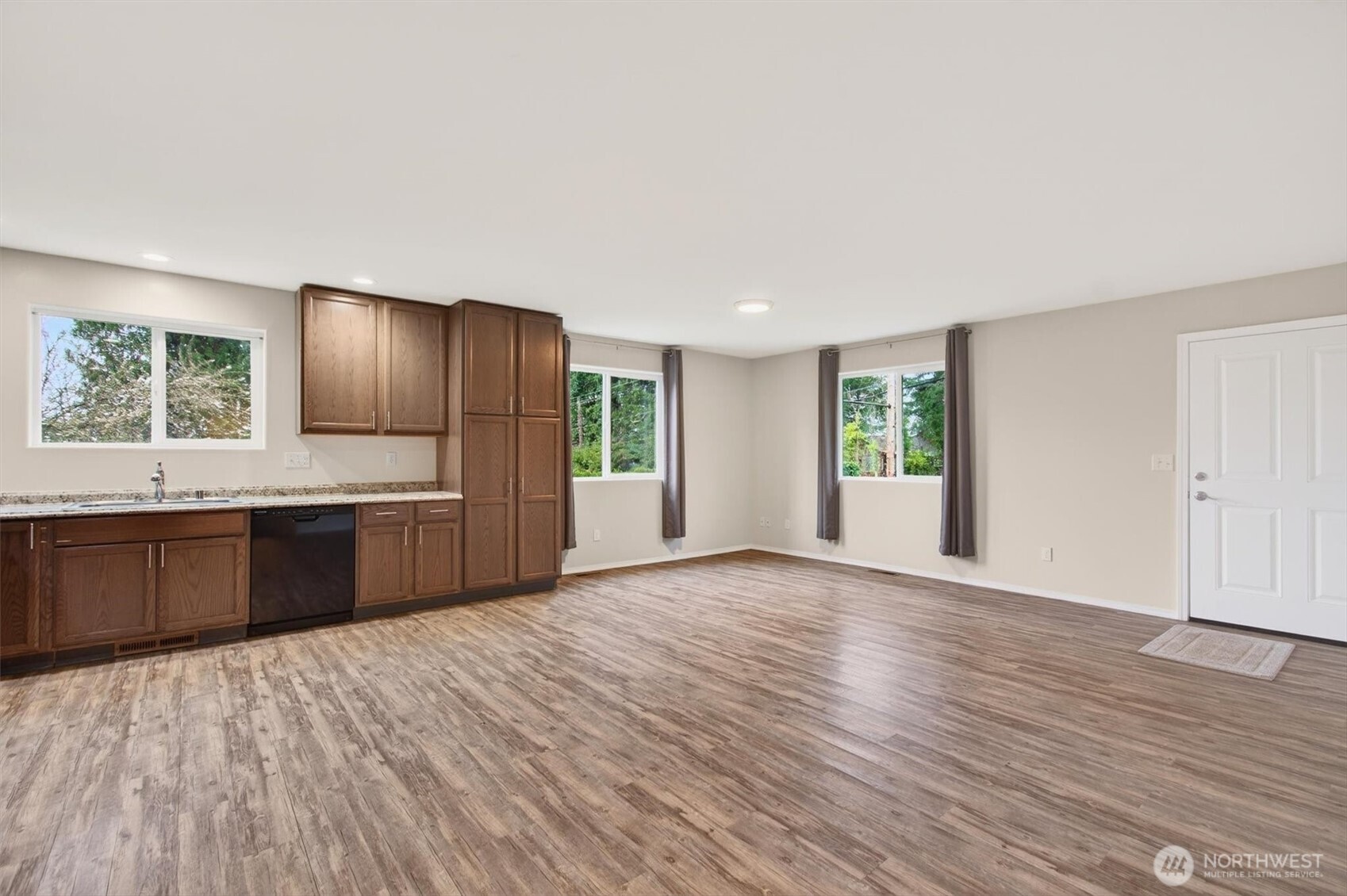 2926 37th Avenue , Longview, WA 98632