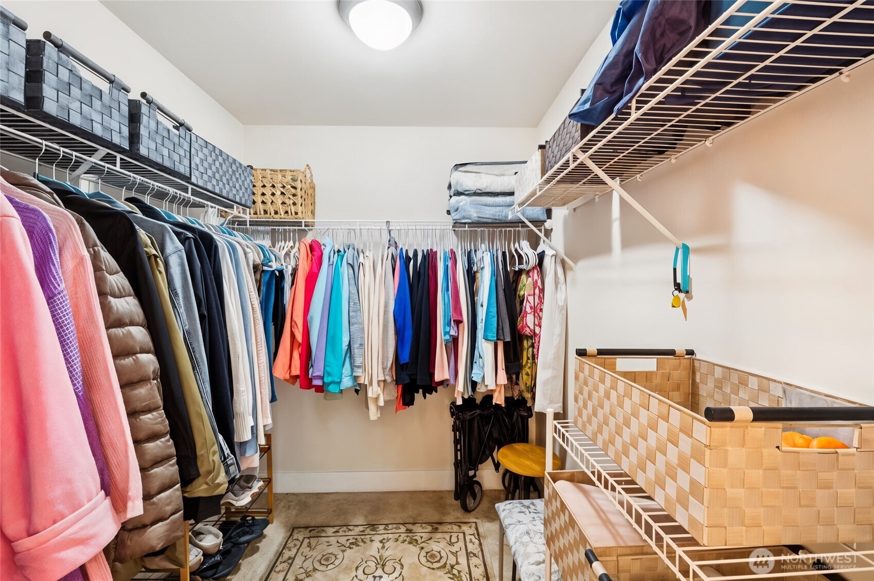 22910 90th Avenue W #B201, Edmonds, WA 98026