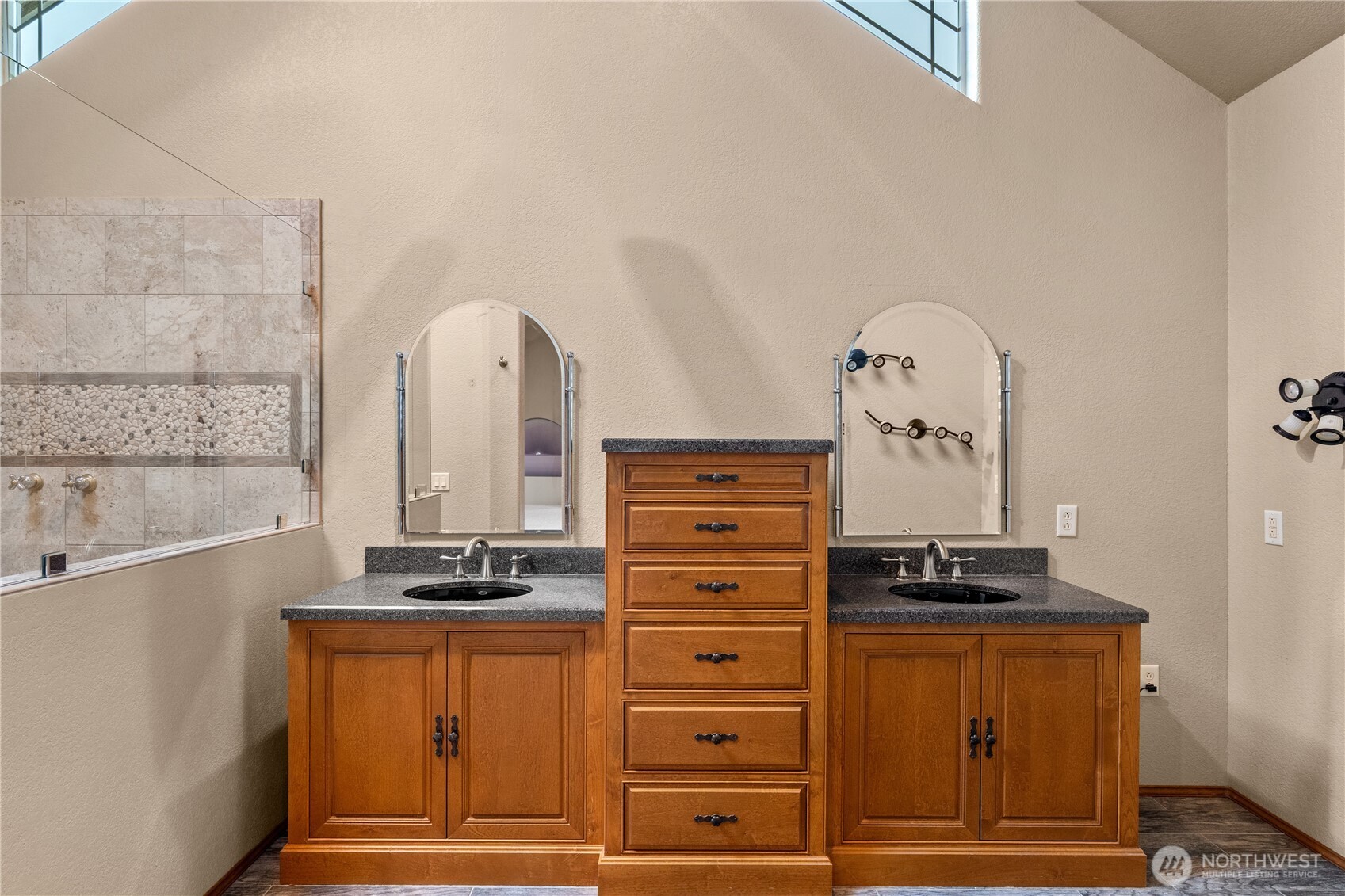 100 S 9th Street , Montesano, WA 98563