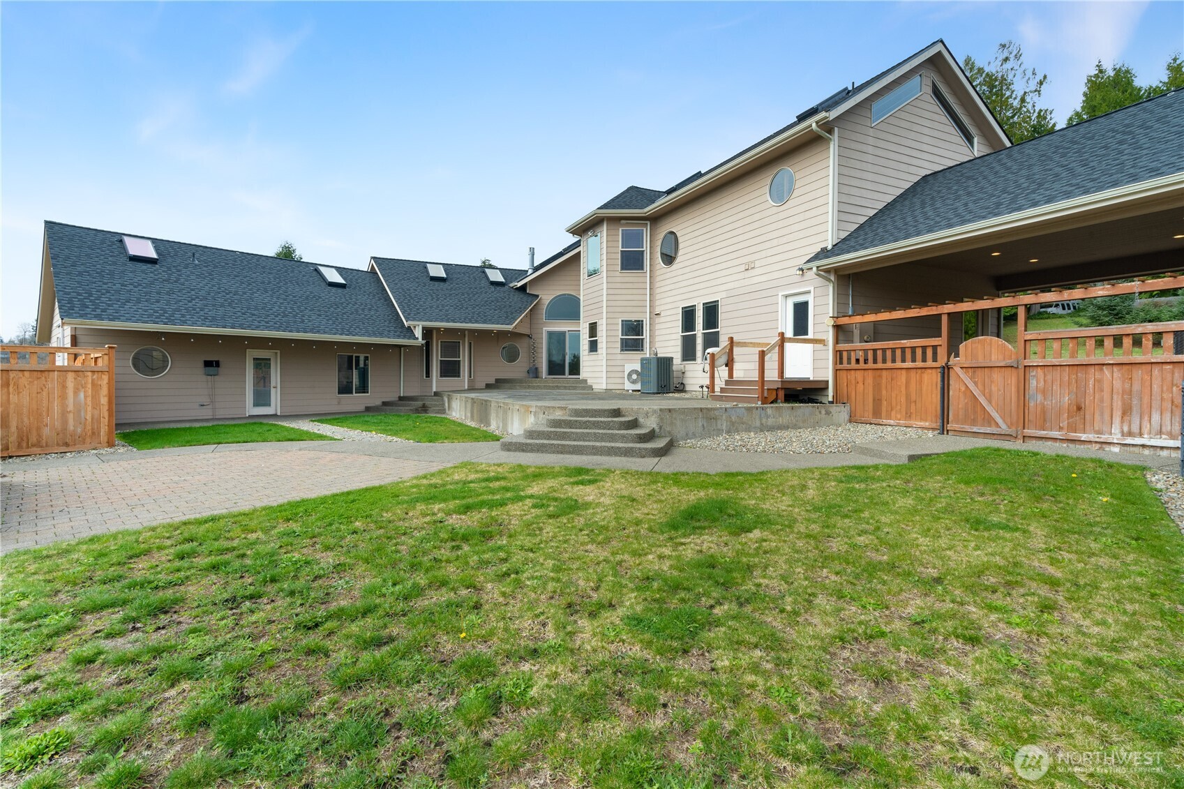 100 S 9th Street , Montesano, WA 98563