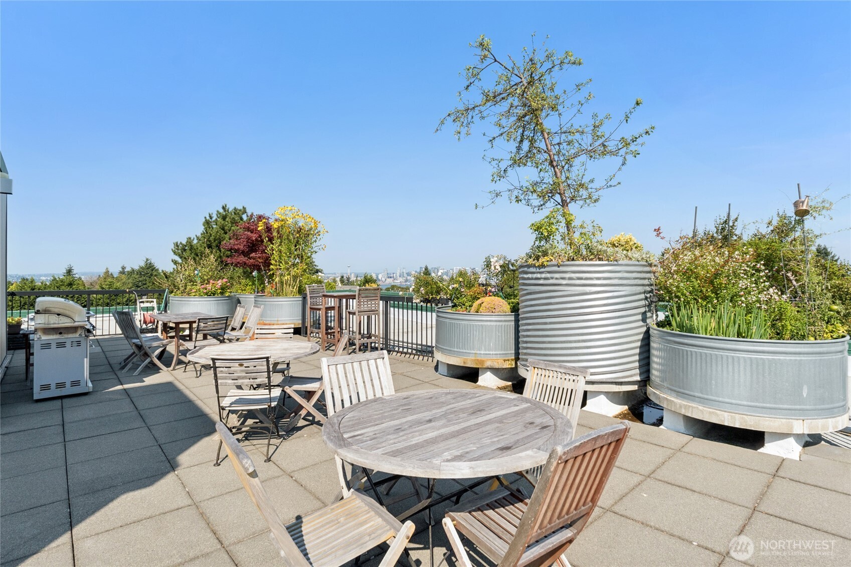 2331 42nd Avenue SW #414, Seattle, WA 98116