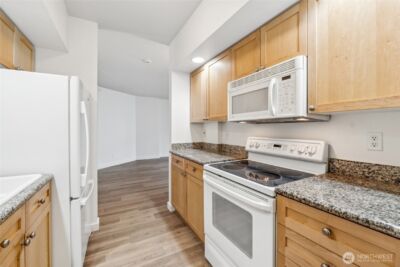 2331 42nd Avenue SW #414, Seattle, WA 98116 - Photo 12