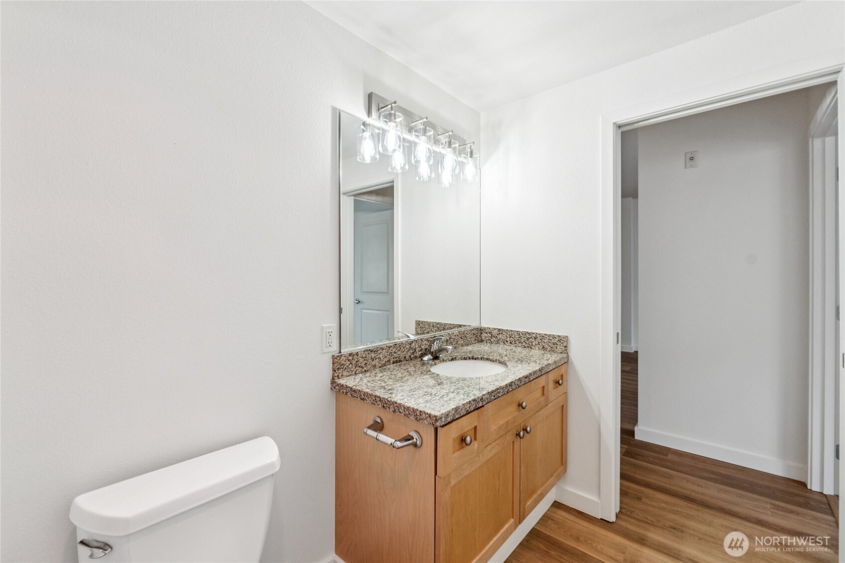 2331 42nd Avenue SW #414, Seattle, WA 98116