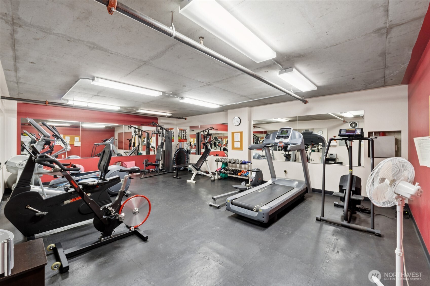 2331 42nd Avenue SW #414, Seattle, WA 98116