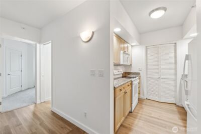 2331 42nd Avenue SW #414, Seattle, WA 98116 - Photo 9