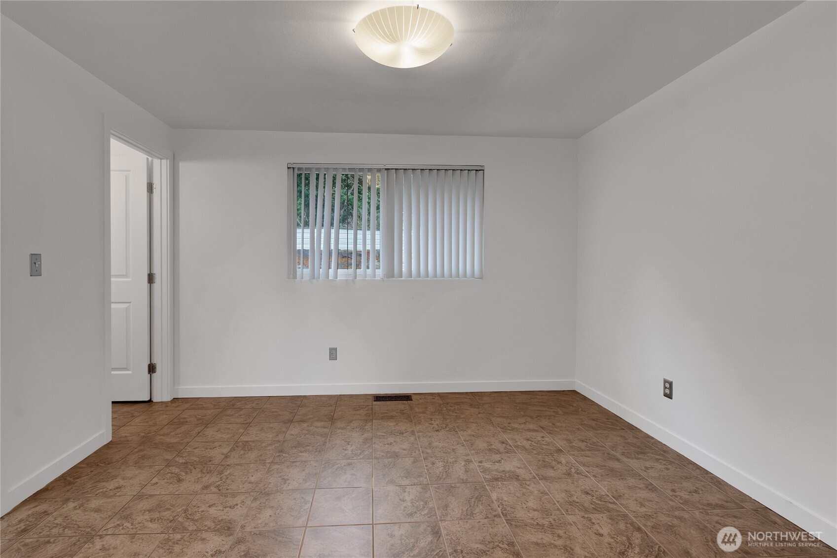 2356 S Angeline Street , Seattle, WA 98108