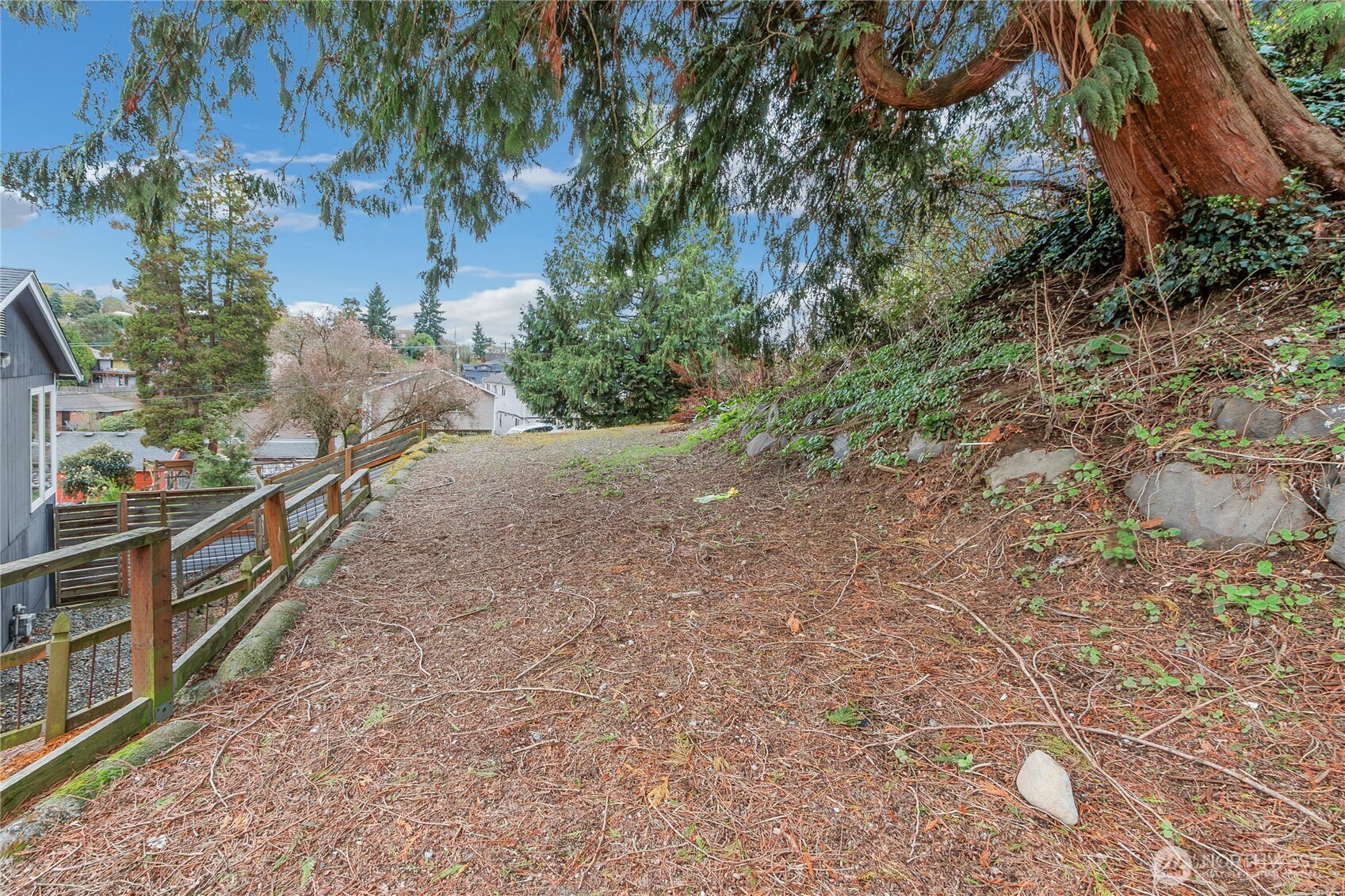 2356 S Angeline Street , Seattle, WA 98108