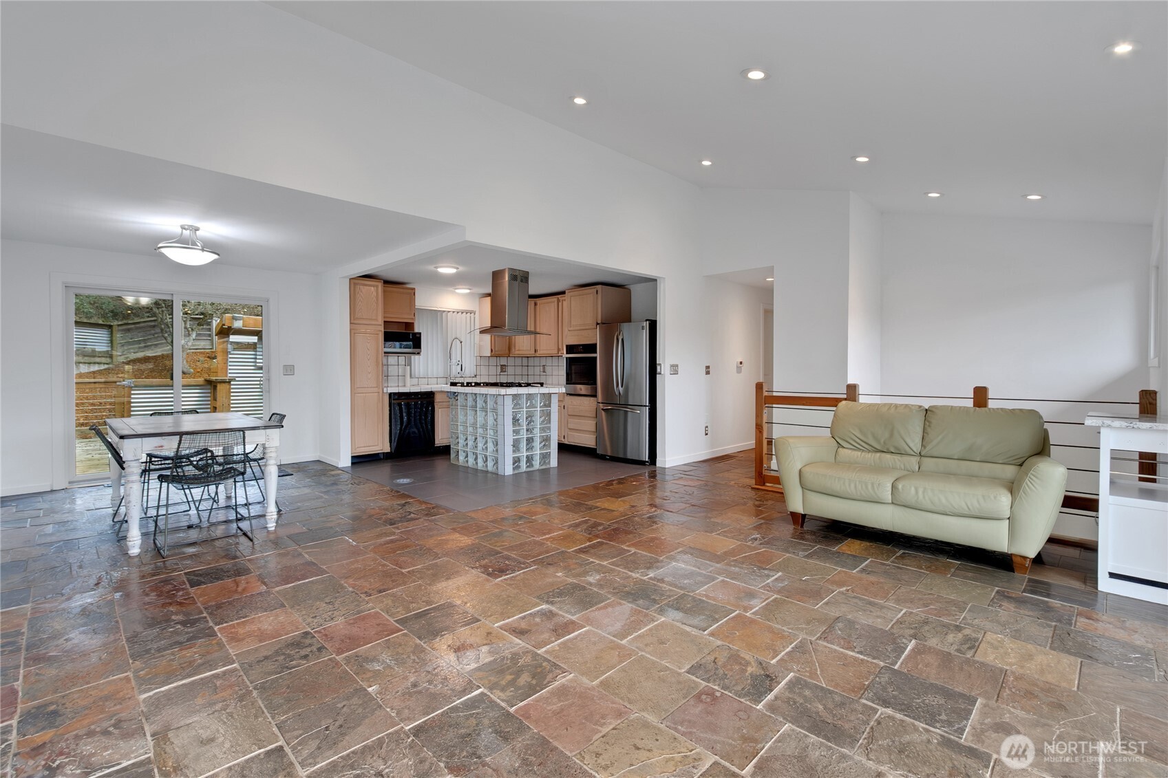 2356 S Angeline Street , Seattle, WA 98108