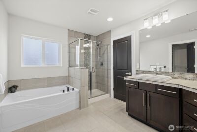 20513 Richmond Road , Bothell, WA 98012 - Photo 22