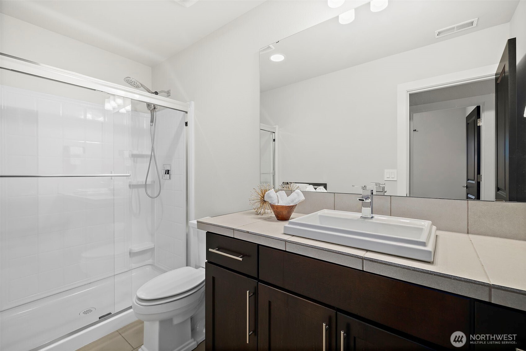 20513 Richmond Road , Bothell, WA 98012