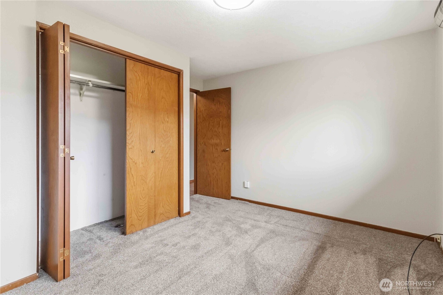 1 Independence Court , Longview, WA 98632