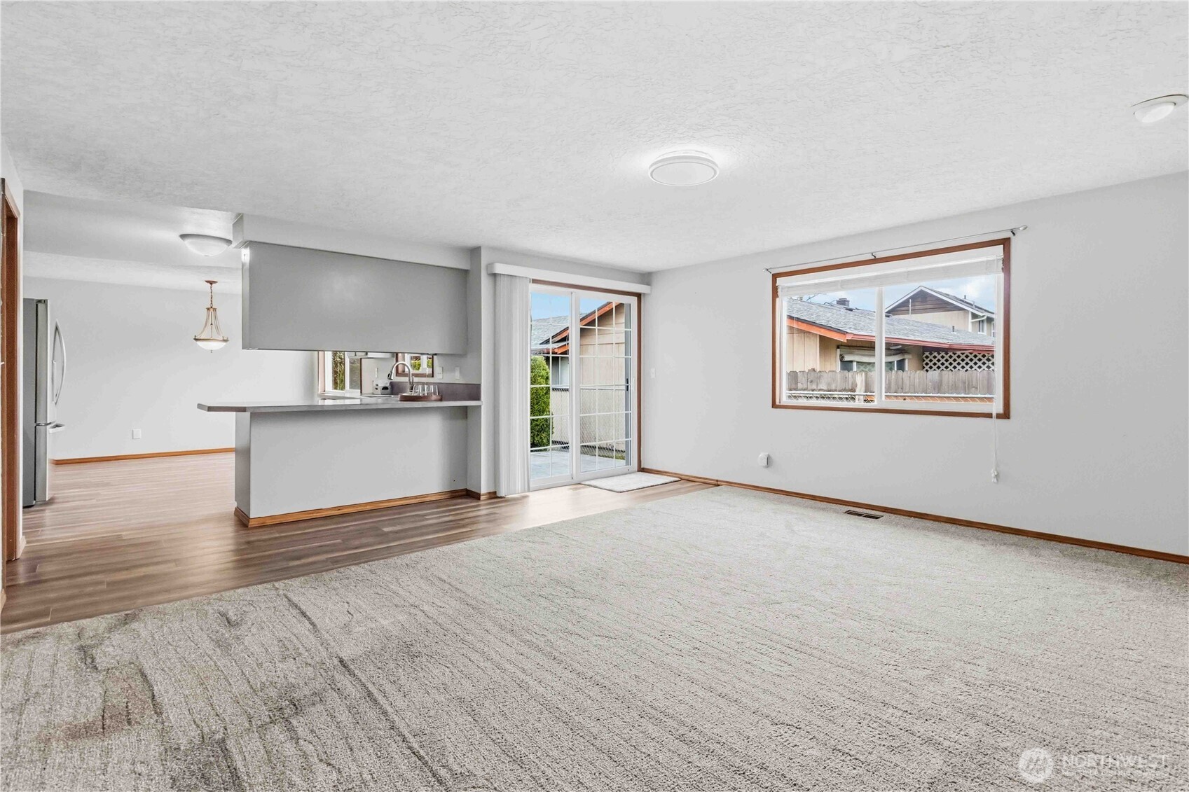 1 Independence Court , Longview, WA 98632