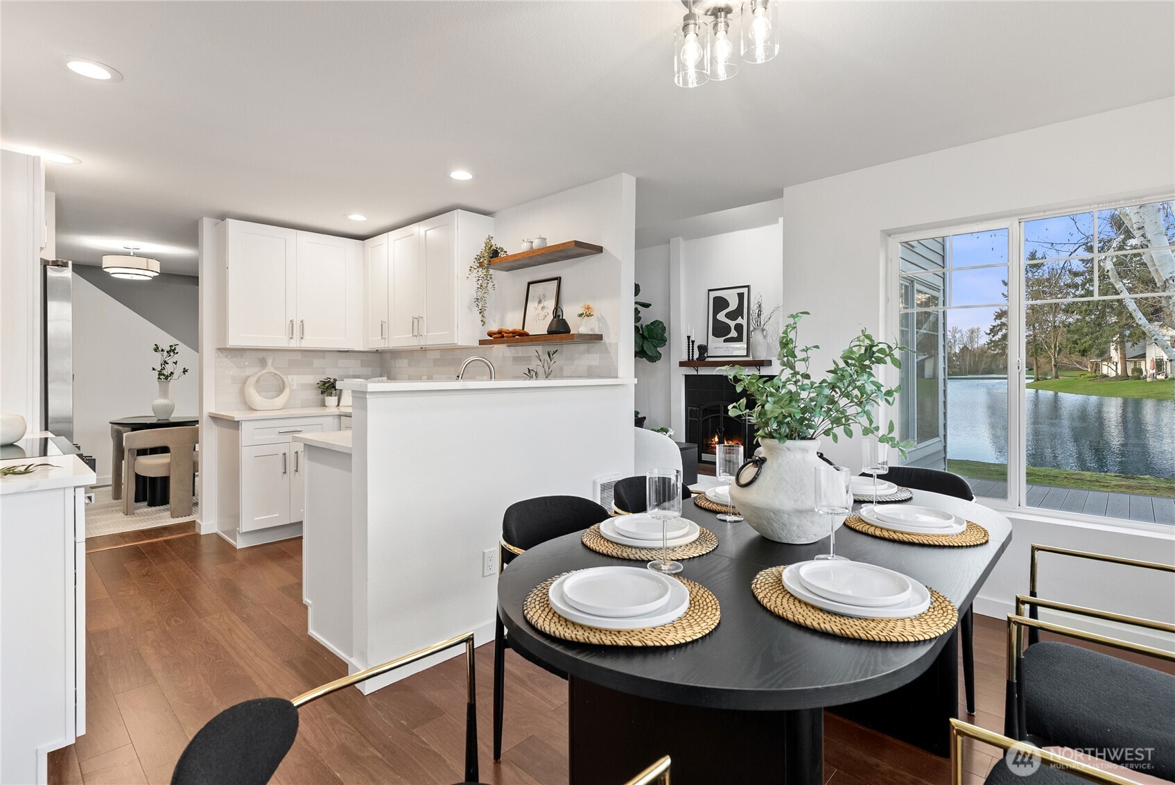 23608 55th Place S #11-1, Kent, WA 98032-3307