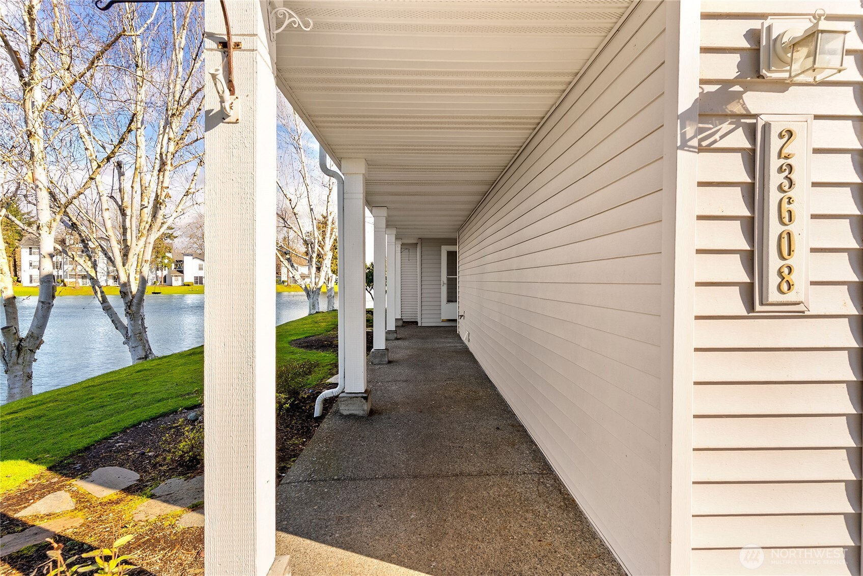 23608 55th Place S #11-1, Kent, WA 98032-3307