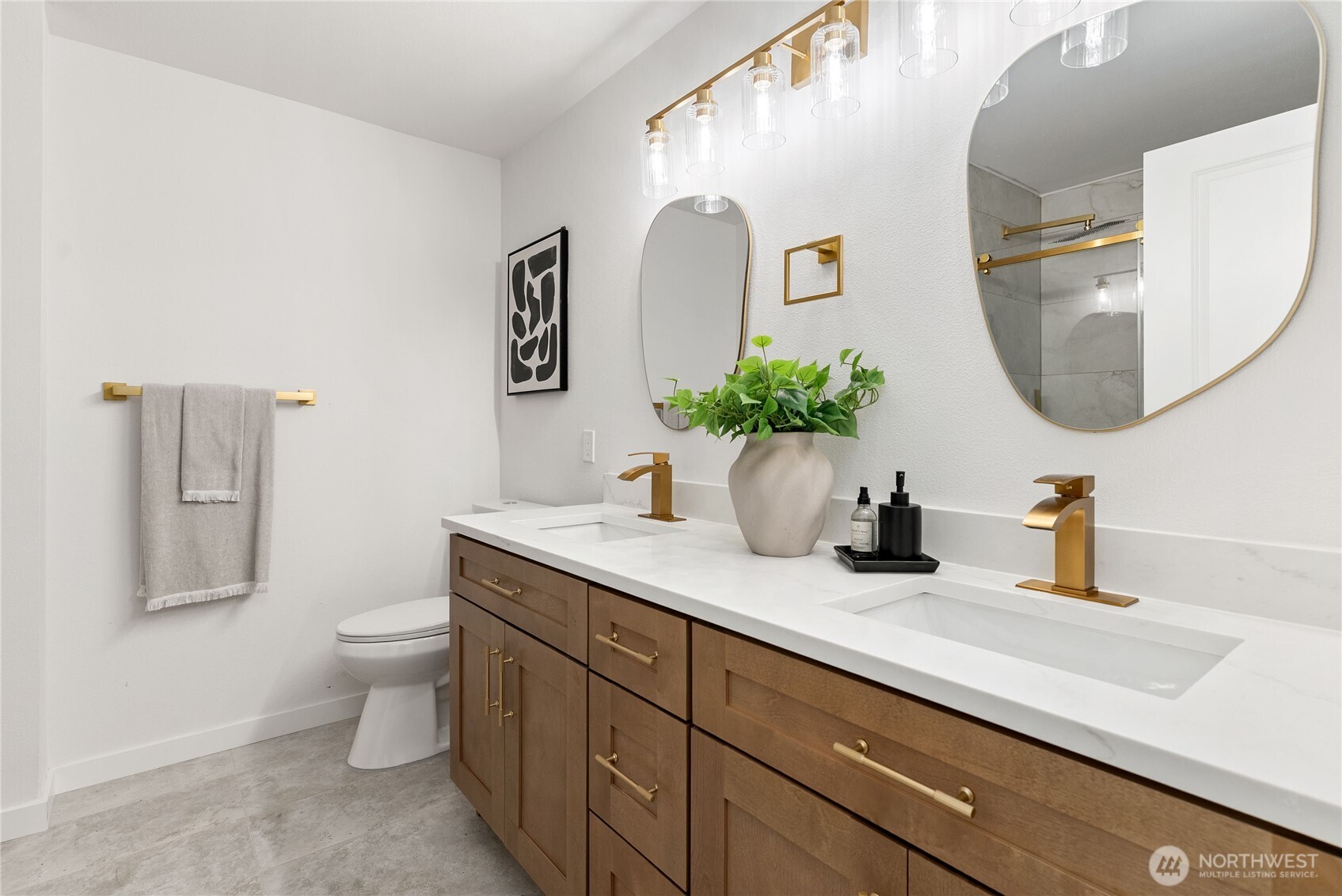 23608 55th Place S #11-1, Kent, WA 98032-3307