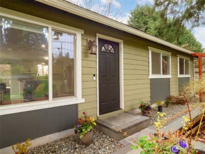 24309 47th Avenue SE, Woodinville, WA 98072 - Photo 2