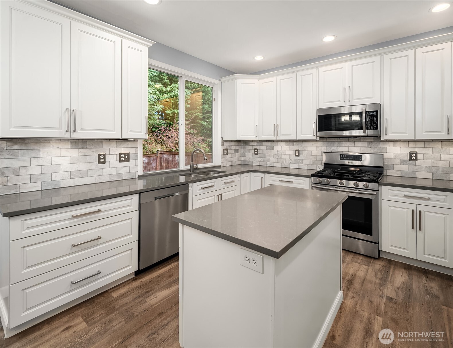 2009 62nd Loop SE, Auburn, WA 98092