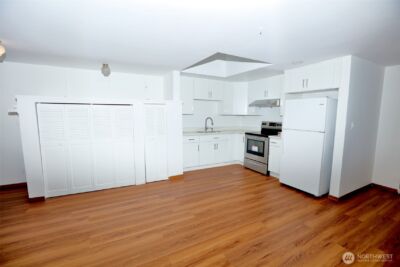 12037 71st Avenue S, Seattle, WA 98178-4123 - Photo 14