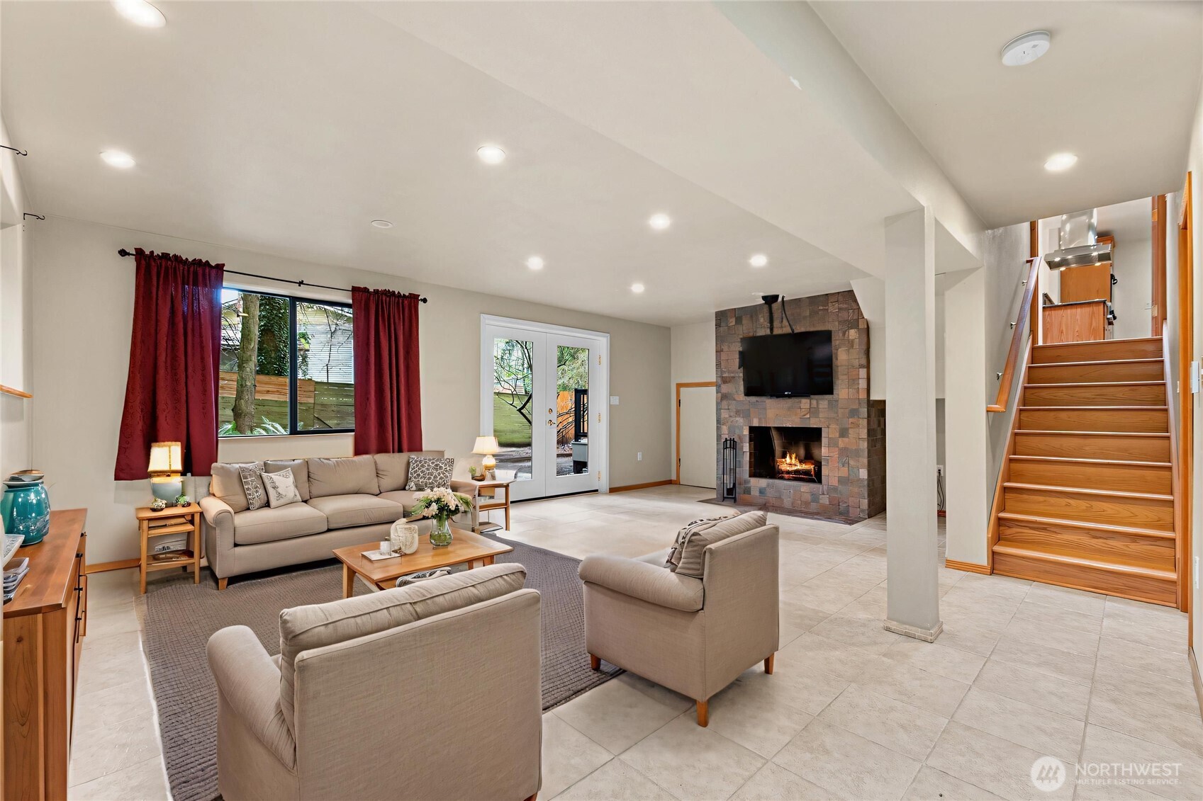 17730 Corliss Avenue N, Shoreline, WA 98133