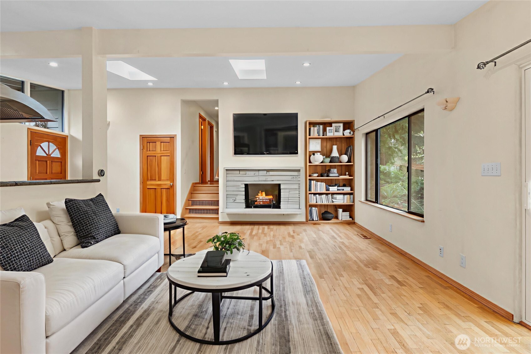 17730 Corliss Avenue N, Shoreline, WA 98133