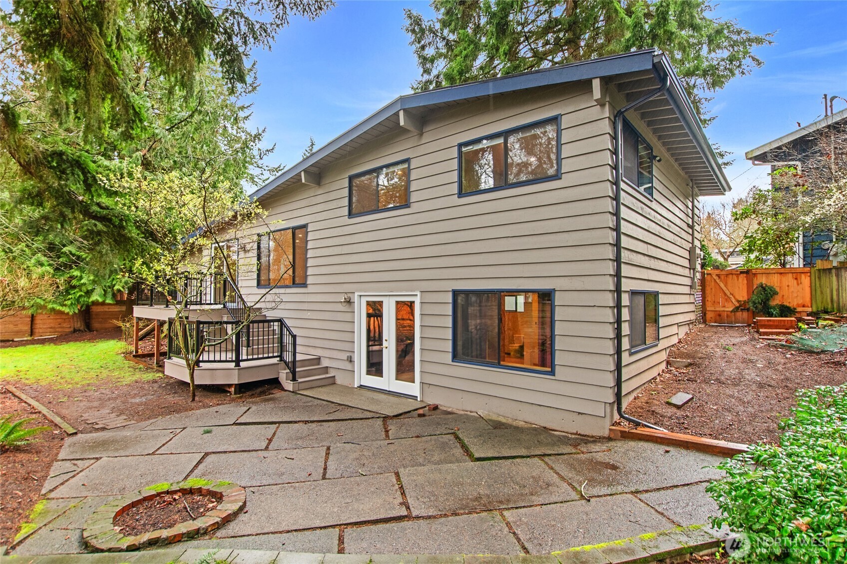 17730 Corliss Avenue N, Shoreline, WA 98133