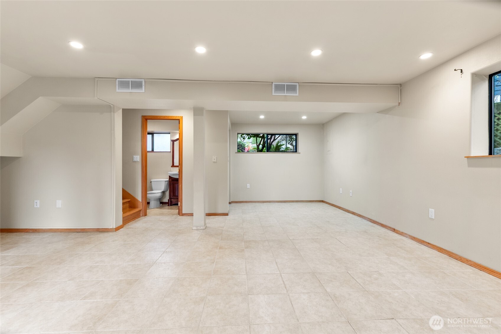 17730 Corliss Avenue N, Shoreline, WA 98133