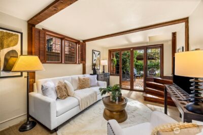 4006 NE 38th Street , Seattle, WA 98105 - Photo 25