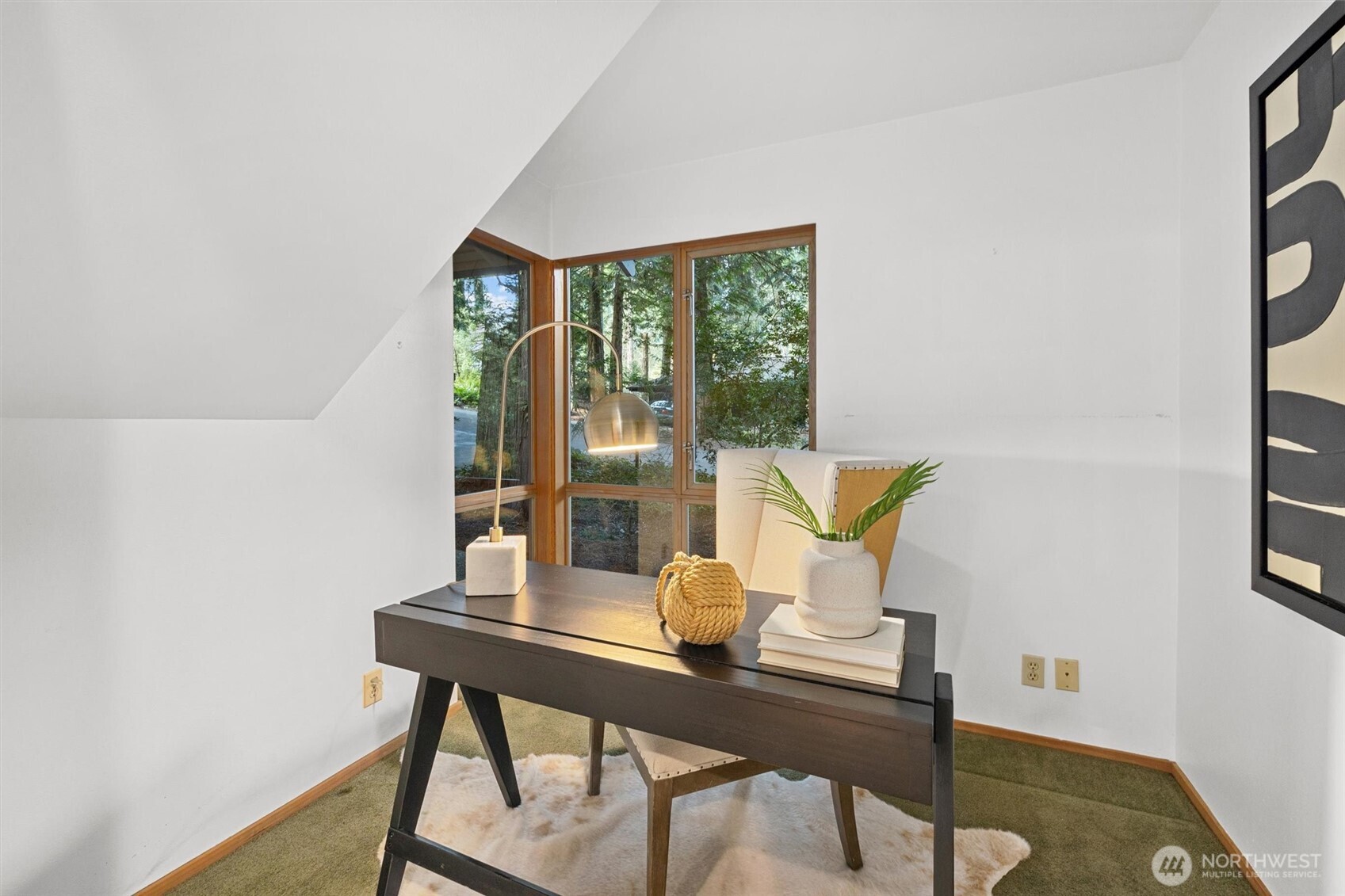 13619 NE 28th Street , Bellevue, WA 98005