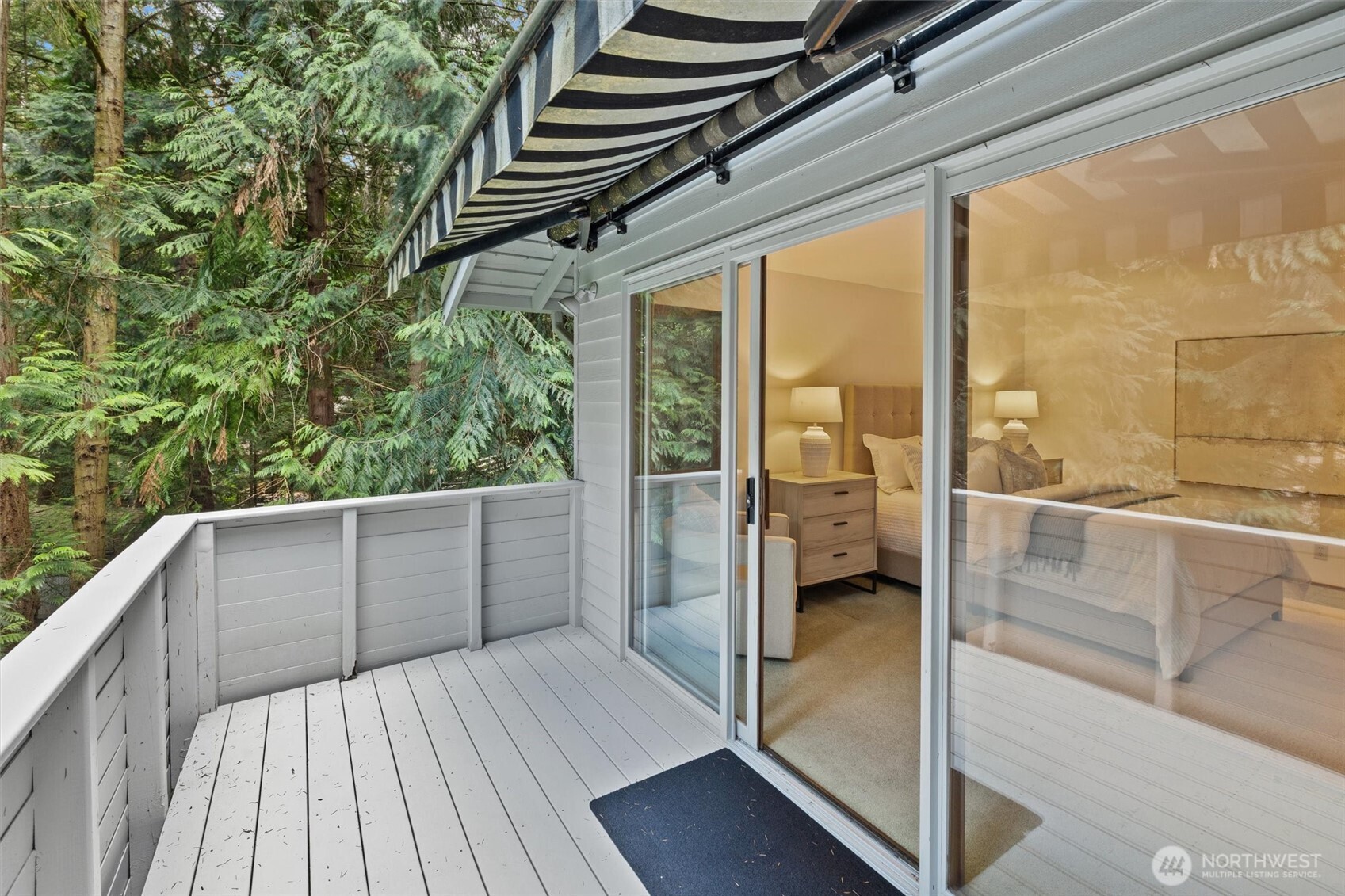 13619 NE 28th Street , Bellevue, WA 98005