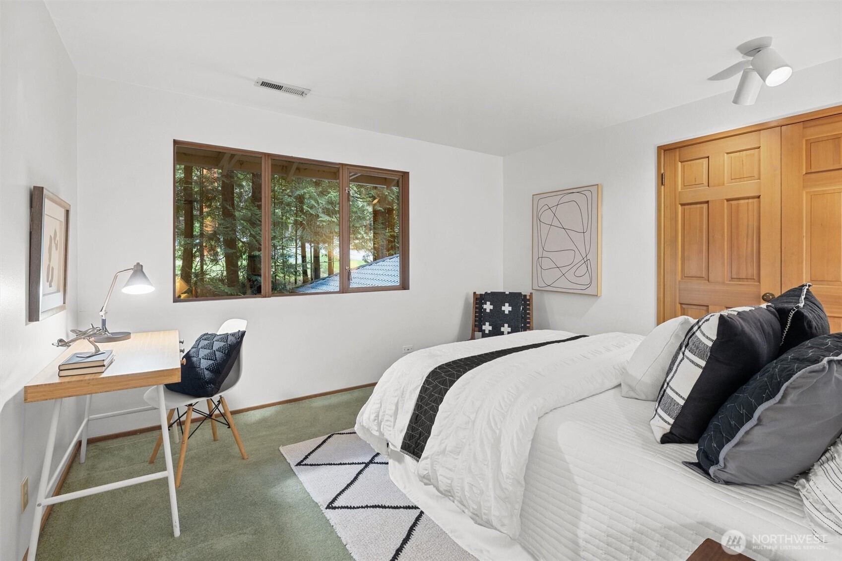 13619 NE 28th Street , Bellevue, WA 98005