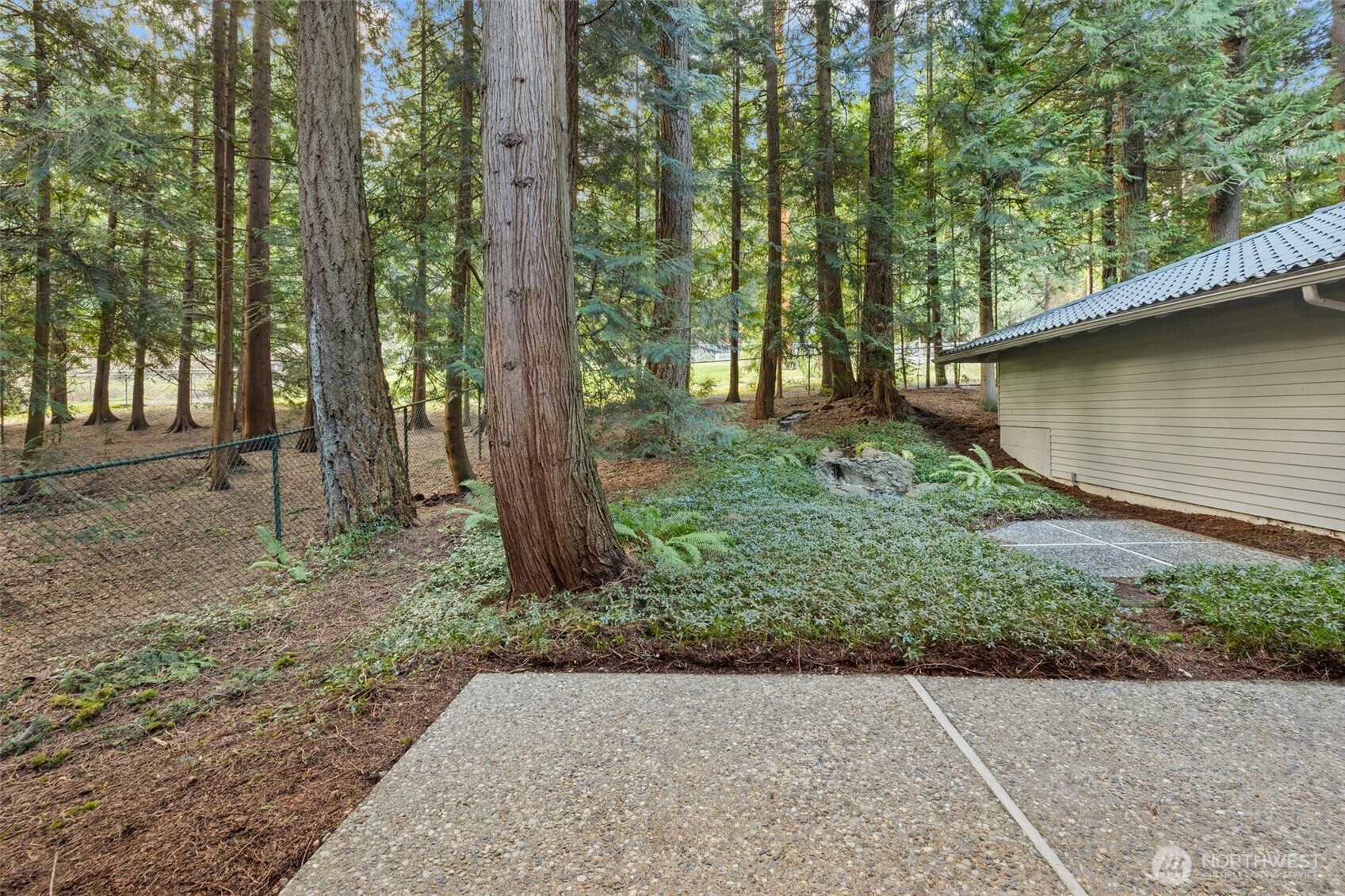 13619 NE 28th Street , Bellevue, WA 98005