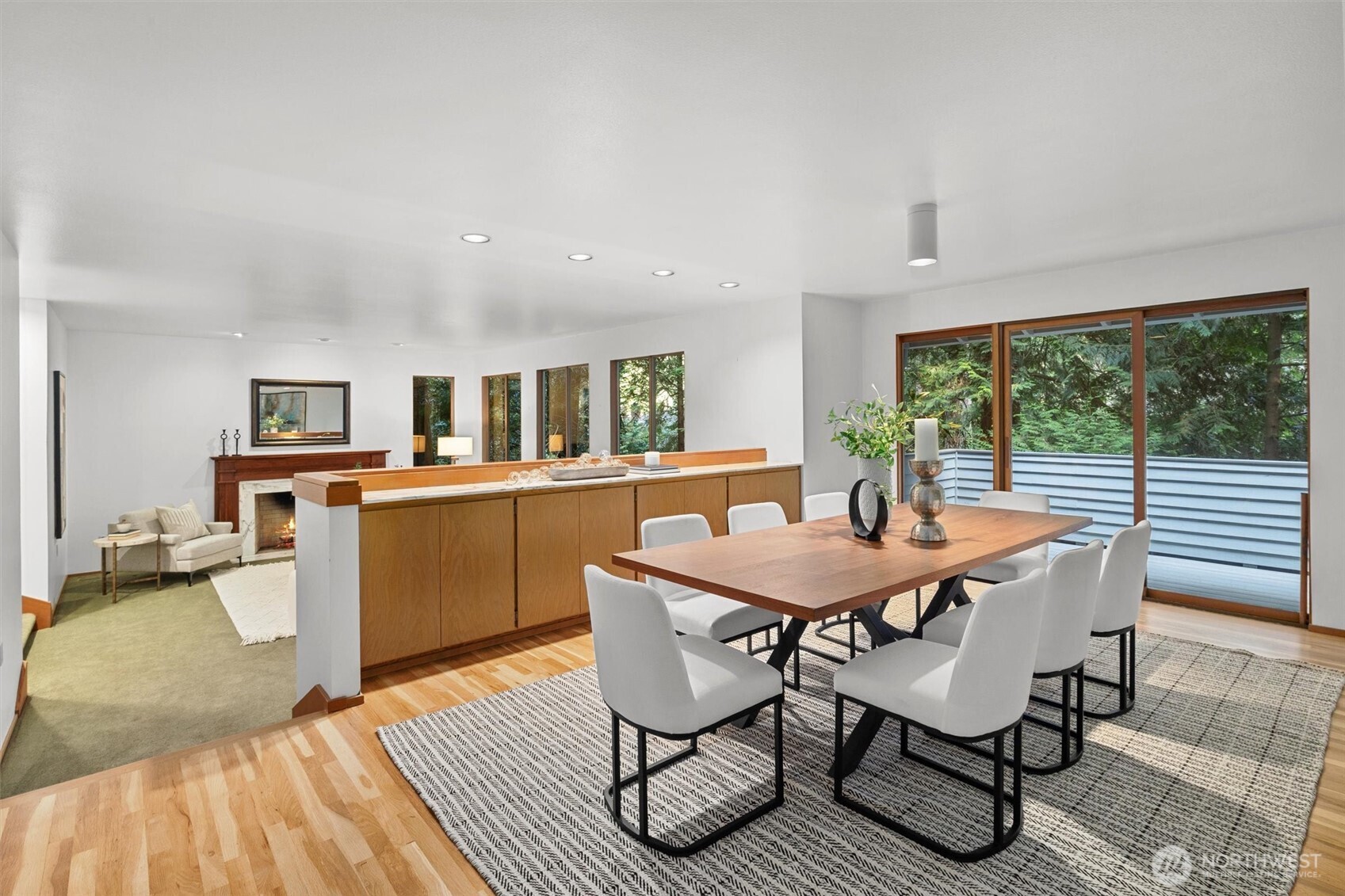 13619 NE 28th Street , Bellevue, WA 98005